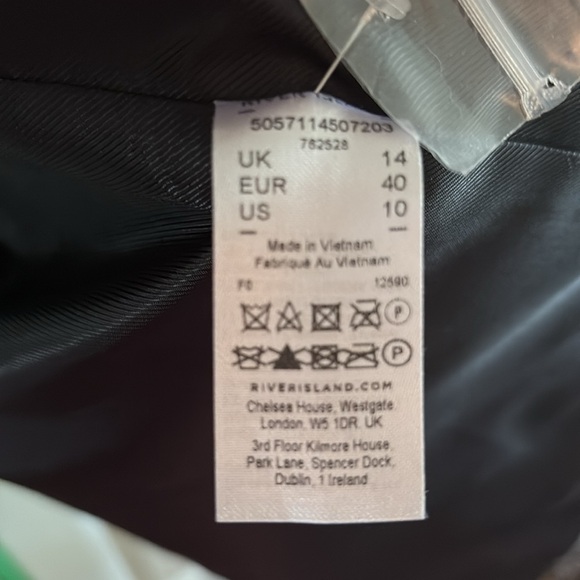 River Island Bold Green Coat - Picture 3 of 10